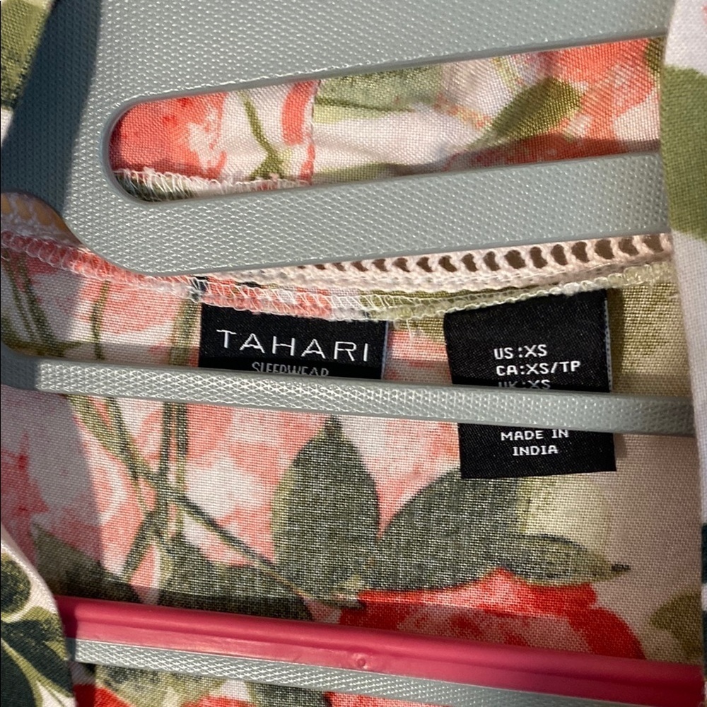 Floral Romantic Robe with Red Roses - Picture 2 of 6